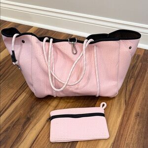Stylish Pink Tote Bag with Pouch
